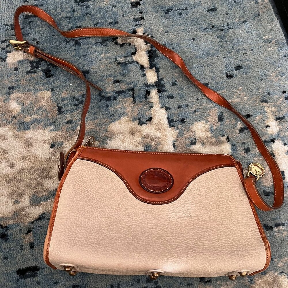 Dooney and & Bourke Cream and Tan Leather Vintage Handbag Shoulder Crossbody